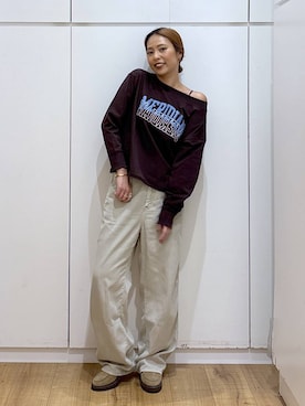 「アイテム（バングル/リストバンド）」を使った、ココさん（レディース・165cm・30代）の秋コーディネート