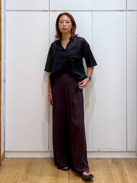 「アイテム（バングル/リストバンド）」を使った、ココさん（レディース・165cm）の夏コーディネート