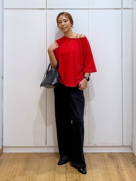 「アイテム（バングル/リストバンド）」を使った、ココさん（レディース・165cm・30代）の秋コーディネート
