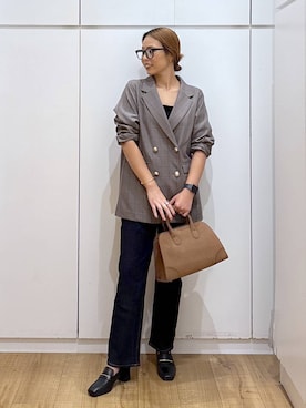 「アイテム（テーラードジャケット）」を使った、ココさん（レディース・165cm・30代）の秋コーディネート