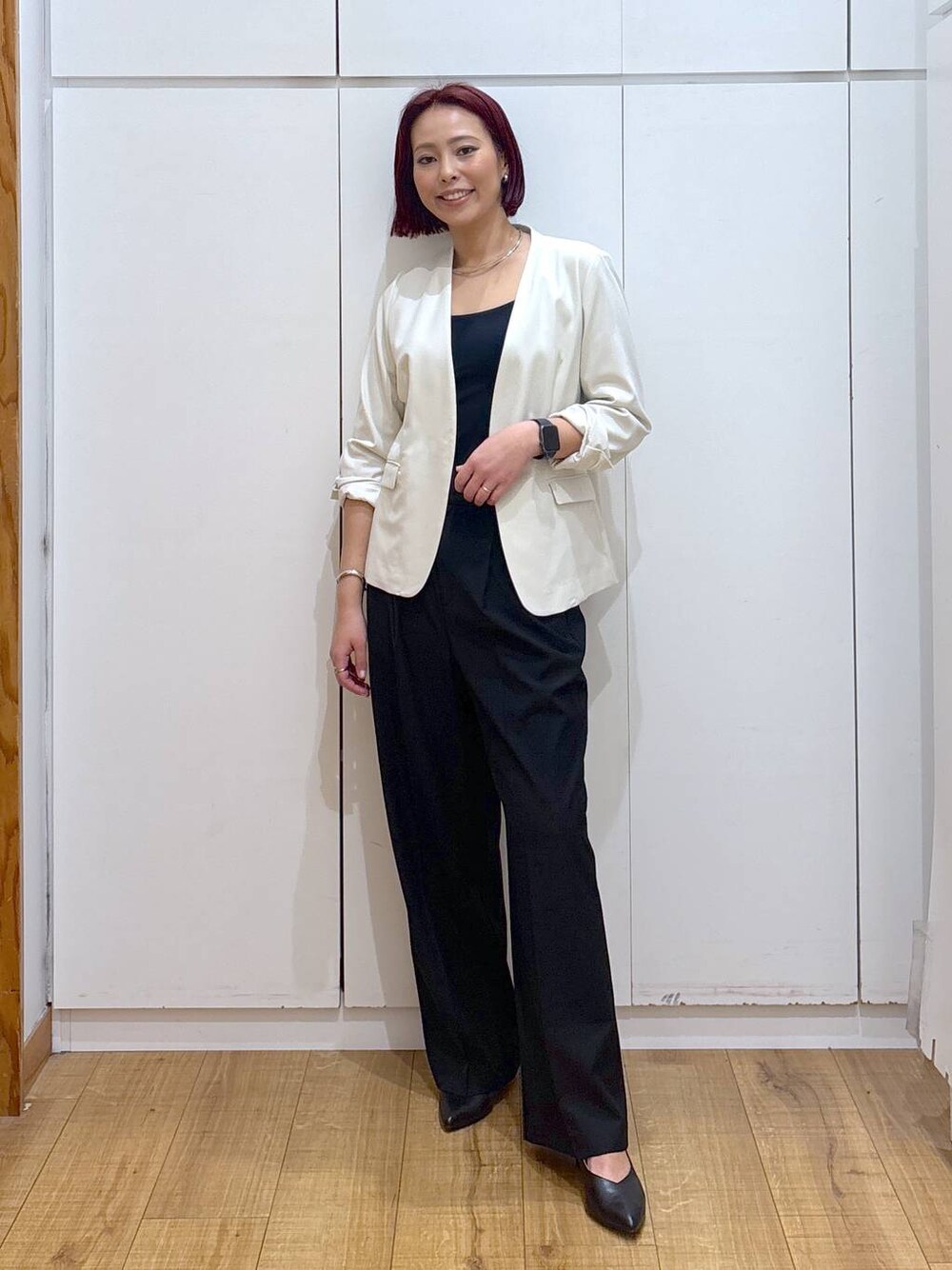 「体型カバー、高見え、高身長、ママコーデ、骨格ストレート、GLOBAL WORK、着痩せ・細見え、ジャケット、オケージョン、春コーデ」｜「GLOBAL WORKのウツクシルエットワイドパンツ/133599（その他パンツ、ブラック系）」を使った、ココさん（レディース・165cm）の春コーディネートの1枚目の写真