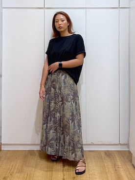 「アイテム（バングル/リストバンド）」を使った、ココさん（レディース・165cm・30代）の夏コーディネート
