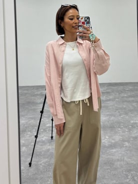 「GLOBAL WORK（グローバルワーク）のフレンチリネンシャツ長袖/601244（シャツ/ブラウス、ピンク系）」を使った、ココさん（レディース・165cm）の春コーディネート
