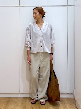 「アイテム（サンダル）」を使った、ココさん（レディース・165cm・30代）の秋コーディネート