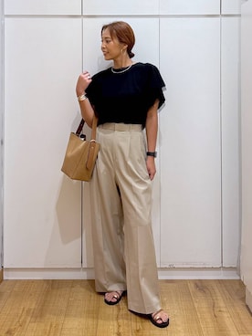 「アイテム（ショルダーバッグ）」を使った、ココさん（レディース・165cm・30代）の夏コーディネート