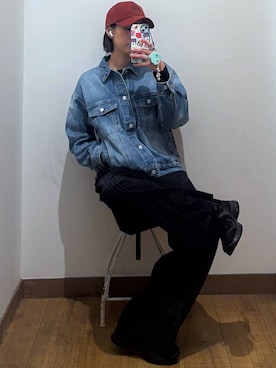 「アイテム（デニムジャケット）」を使った、ココさん（レディース・165cm・30代）の冬コーディネート