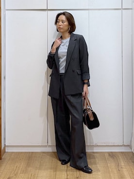 「アイテム（バングル/リストバンド）」を使った、ココさん（レディース・165cm）の秋コーディネート