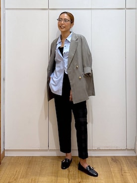 「GLOBAL WORK（グローバルワーク）のアイテム（テーラードジャケット）」を使った、ココさん（レディース・165cm）の秋コーディネート