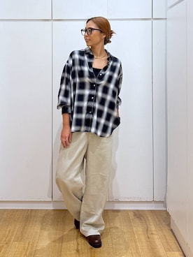 「アイテム（バレッタ/ヘアクリップ）」を使った、ココさん（レディース・165cm・30代）の秋コーディネート