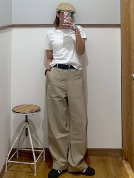「GLOBAL WORK（グローバルワーク）のGOODチノベイカーパンツ/638528（その他パンツ、ブラウン系）」を使った、ココさん（レディース・165cm）の春コーディネート
