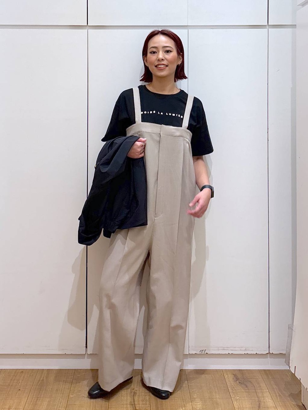 「体型カバー、高見え、高身長、ママコーデ、骨格ストレート、GLOBAL WORK、着痩せ・細見え」｜「GLOBAL WORKのサイズ拡大/らくっション撥水2WAYローファー/131468（ローファー、ブラック系）」を使った、ココさん（レディース・165cm）の春コーディネートの1枚目の写真
