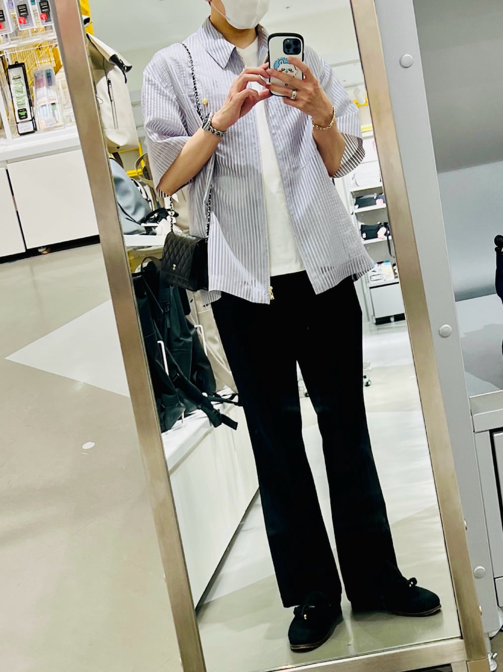 「夏コーデ、Lui's、CULLNI、Polo Ralph Lauren、tk.TAKEO KIKUCHI、polpetta、chanel、シャツスタイル、Tシャツ、フレアパンツ、ローファー、ショルダーバッグ、ブレスレット、おしゃれさんと繋がりたい、いいね、save、フォローお願いします🤑」｜「CULLNIの【CULLNI / クル二】exclusive 24SS ストライプZIP s/sシャツ（シャツ/ブラウス、ブルー系）」を使った、shiroさん（メンズ・166cm）の夏コーディネートの1枚目の写真