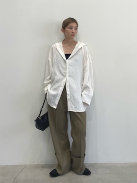 「select MOCA（セレクトモカ）のワッシャーフーディーナイロンオーバーシャツ（シャツ/ブラウス、ホワイト系）」を使った、momokaさん（レディース・158cm）の春コーディネート