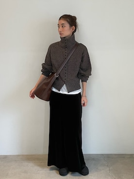 「アイテム（スリッポン）」を使った、momokaさん（レディース・158cm）の秋コーディネート
