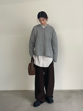 「アイテム（スリッポン）」を使った、momokaさん（レディース・158cm）の秋コーディネート