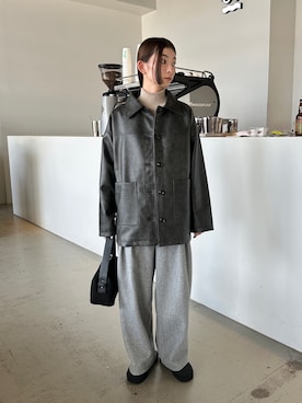 「アイテム（ステンカラーコート）」を使った、momokaさん（レディース・158cm）の秋コーディネート