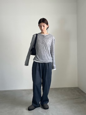 「アイテム（スリッポン）」を使った、momokaさん（レディース・158cm）の秋コーディネート