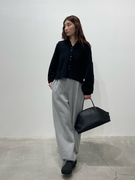 「アイテム（スリッポン）」を使った、momokaさん（レディース・158cm）の冬コーディネート