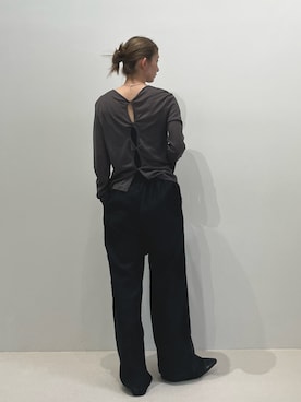 「select MOCA by son（セレクトモカバイソン）の2WAYツイストシアーテレコトップス【by SON】（Tシャツ/カットソー、グレー系）」を使った、momokaさん（レディース・158cm）の春コーディネート