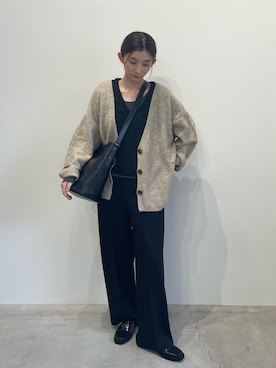 「アイテム（ローファー）」を使った、momokaさん（レディース・158cm）の秋コーディネート