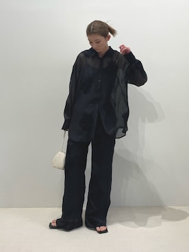 「select MOCA by son（セレクトモカバイソン）のフラワーエンブロイダリーシアーオーバーサイズシャツ【セットアップ対応】【by SON】（シャツ/ブラウス、ブラック系）」を使った、momokaさん（レディース・158cm）の春コーディネート