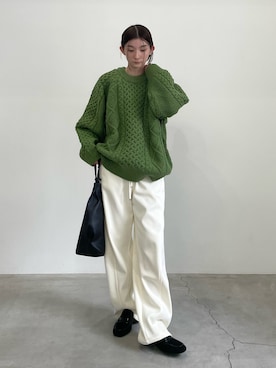 「アイテム（ローファー）」を使った、momokaさん（レディース・158cm）の秋コーディネート