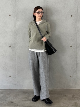 「アイテム（スリッポン）」を使った、momokaさん（レディース・158cm）の秋コーディネート