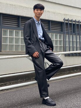 「Uiscel（ユイセル）のアイテム（スリッポン）」を使った、sakasaさん（メンズ・180cm）の秋コーディネート