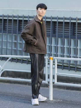 「チェック柄に恋してる」｜「アイテム（ブルゾン）」を使った、sakasaさん（メンズ・180cm）の冬コーディネート