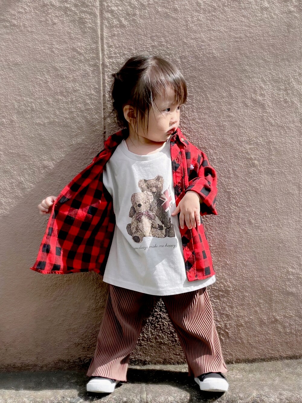 「チェック、カジュアル、秋のコーデ、休日スタイル、ブラウン、プチプラ、キッズコーデ、女の子、プリーツパンツ、秋トレンド2021、シャツスタイル」｜「♡の路地裏の🐈‍⬛（その他、その他）」を使った、✿KURiMi✿さん（キッズ・100cm）の秋コーディネートの1枚目の写真