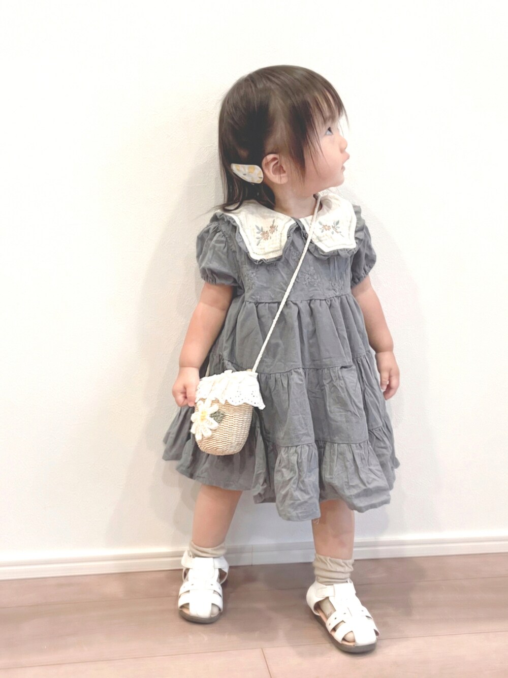 「夏コーデ、休日スタイル、プチプラ、ワンピース、チュニック、サンダル、ポシェット、かごバッグ、リンクコーデ、シミラールック」｜「しまむらのアイテム（ワンピース/ドレス、ブルー系）」を使った、✿KURiMi✿さん（キッズ・100cm）の夏コーディネートの1枚目の写真