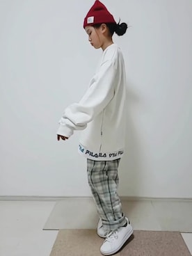 「FILA（フィラ）のアイテム（スウェット）」を使った、risa.ronoさん（レディース・158cm）の秋コーディネート