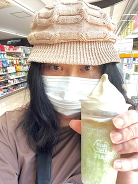 「Vivienne Westwood（ヴィヴィアンウエストウッド）のアイテム（帽子、ベージュ系）」を使った、Sayakaさん（レディース・169cm）の夏コーディネート