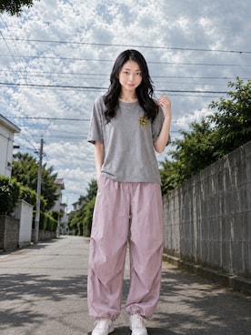 「UNIQLO（ユニクロ）のアイテム（パンツ、ピンク系）」を使った、Sayakaさん（レディース・169cm）の夏コーディネート