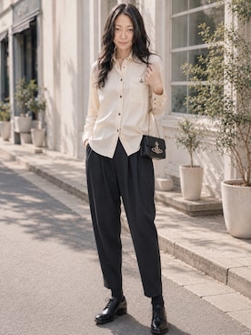 「Vivienne Westwood（ヴィヴィアンウエストウッド）のアイテム（シャツ/ブラウス、ホワイト系）」を使った、Sayakaさん（レディース・169cm）の夏コーディネート