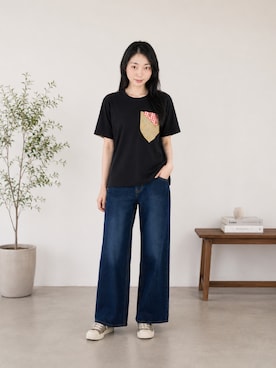 「Vivienne Westwood（ヴィヴィアンウエストウッド）のアイテム（Tシャツ/カットソー、ブラック系）」を使った、Sayakaさん（レディース・169cm）の夏コーディネート