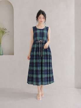 「Vivienne Westwood（ヴィヴィアンウエストウッド）のアイテム（ワンピース、グリーン系）」を使った、Sayakaさん（レディース・169cm）の夏コーディネート
