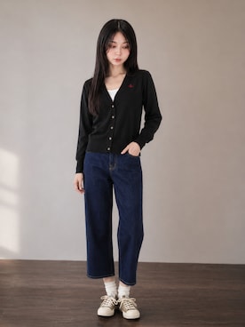 「Vivienne Westwood（ヴィヴィアンウエストウッド）のアイテム（デニムパンツ、ブルー系）」を使った、Sayakaさん（レディース・169cm）の春コーディネート