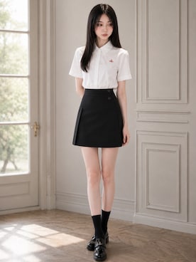 「Vivienne Westwood（ヴィヴィアンウエストウッド）のアイテム（トップス、ホワイト系）」を使った、Sayakaさん（レディース・169cm）の春コーディネート