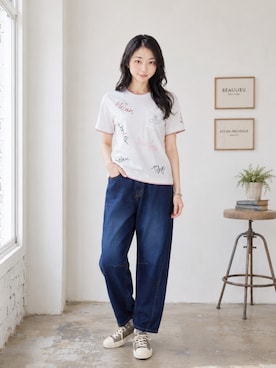 「Vivienne Westwood（ヴィヴィアンウエストウッド）のアイテム（Tシャツ/カットソー、ホワイト系）」を使った、Sayakaさん（レディース・169cm）の夏コーディネート