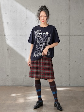 「Vivienne Westwood（ヴィヴィアンウエストウッド）のアイテム（Tシャツ/カットソー、ブラック系）」を使った、Sayakaさん（レディース・169cm）の夏コーディネート