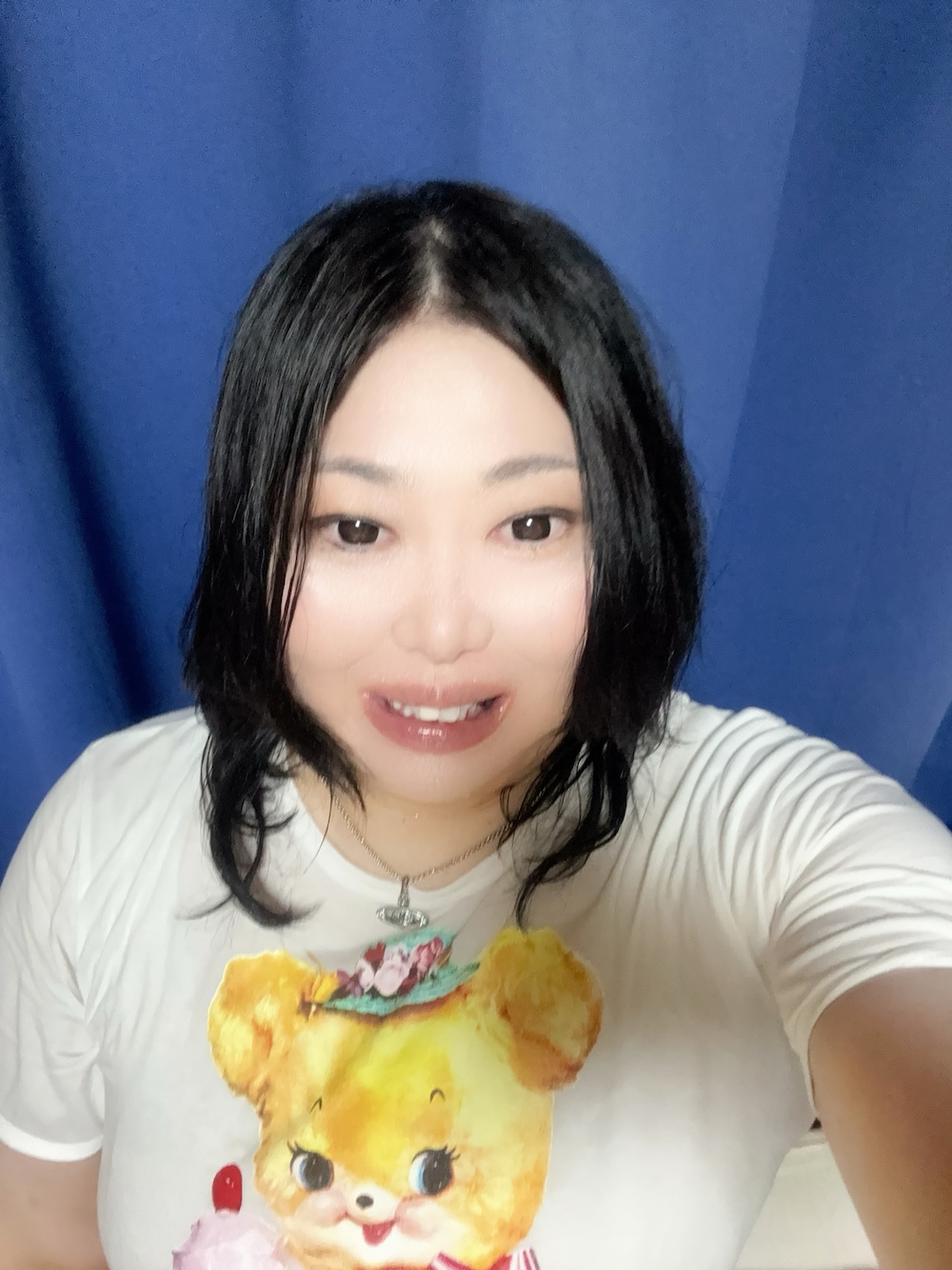 「Vivienne Westwood MAN、VivienneWestwood RED LABEL、Tシャツ」｜「VivienneWestwood RED LABELのアイテム（ネックレス、シルバー系）」を使った、Sayakaさん（骨格ナチュラル・レディース・169cm）の夏コーディネートの1枚目の写真