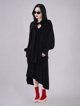 「Vivienne Westwood（ヴィヴィアンウエストウッド）のアイテム（ワンピース、ブラック系）」を使った、Sayakaさん（レディース・169cm）の春コーディネート