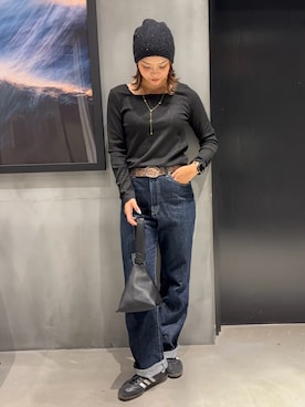 「COLONY 2139（コロニートゥーワンスリーナイン）のアイテム（Tシャツ/カットソー）」を使った、myu0425さん（レディース・163cm）の秋コーディネート