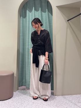 「Jena espace merveilleux(ジェナ エスパスメルヴェイユ)のスカラップレースブラウス(シャツ/ブラウス、ブラック系)」を使った、たむさん(レディース・155cm)の夏コーディネート