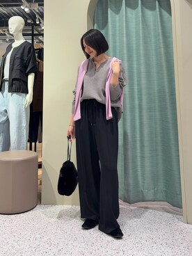 「Jena espace merveilleux（ジェナ　エスパスメルヴェイユ）のアイテム（Tシャツ/カットソー）」を使った、たむさん（レディース・155cm）の秋コーディネート