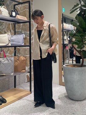 「Jena espace merveilleux(ジェナ エスパスメルヴェイユ)のテンセルリネンイージーパンツ(その他パンツ、ブラック系)」を使った、たむさん(レディース・155cm)の春コーディネート