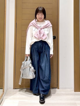 「HEREIAM（ヘレイアム）のアイテム（パンツ）」を使った、momokaさん（レディース・159cm）の冬コーディネート