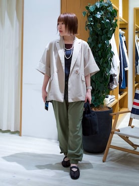 「BAYFLOW（ベイフロー）のアイテム（パンツ）」を使った、momokaさん（レディース・159cm）の春コーディネート