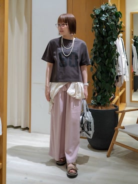 「BAYFLOW（ベイフロー）のアイテム（パンツ）」を使った、momokaさん（レディース・159cm）の春コーディネート